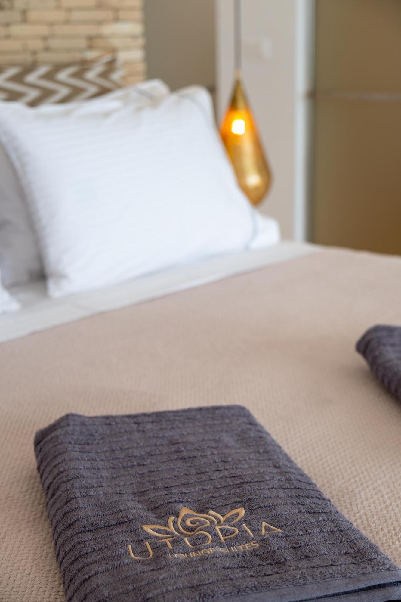 Anna Platanou Suites Agia Irini  ภายนอก รูปภาพ