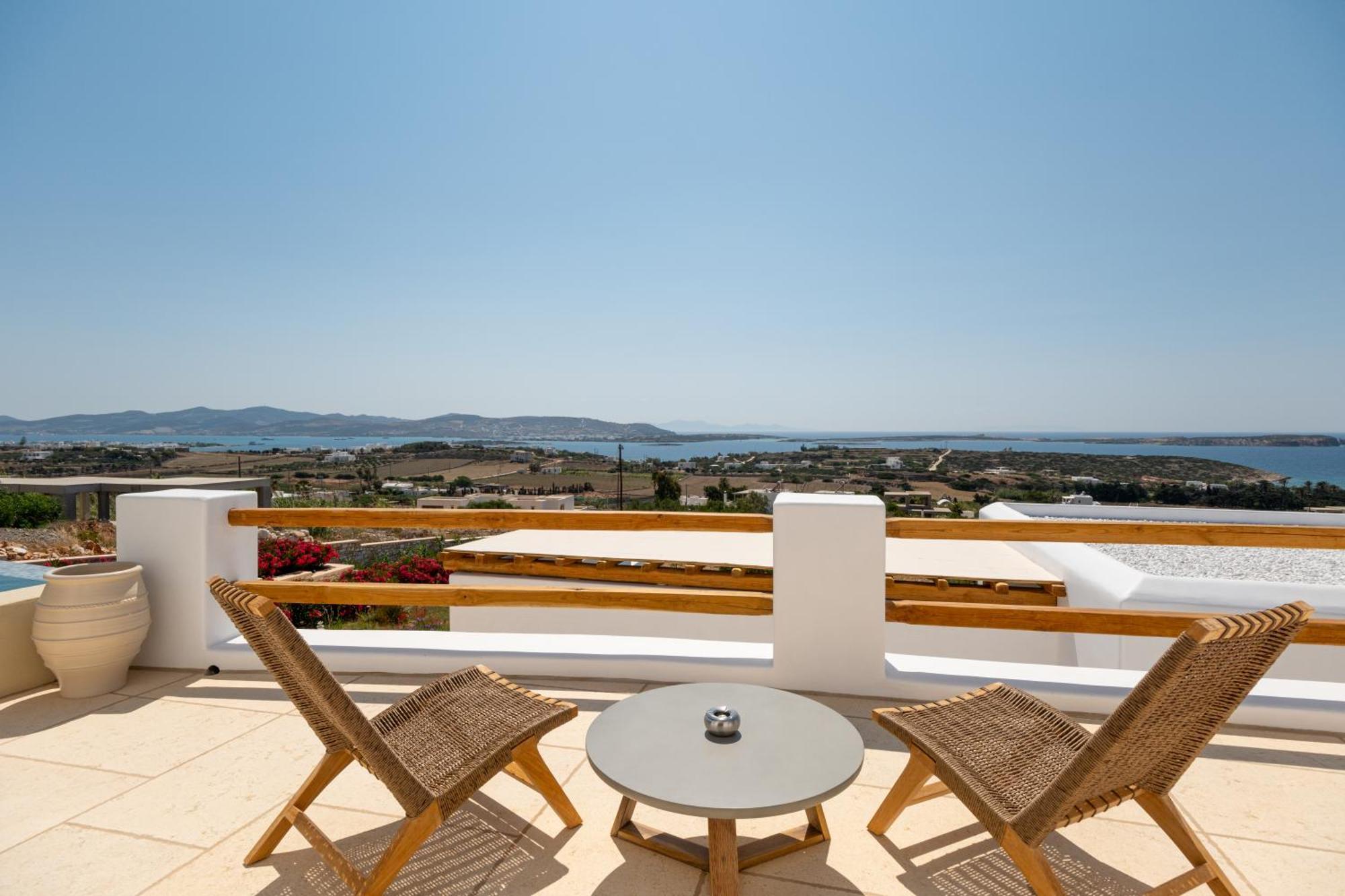 Anna Platanou Suites Agia Irini  ภายนอก รูปภาพ
