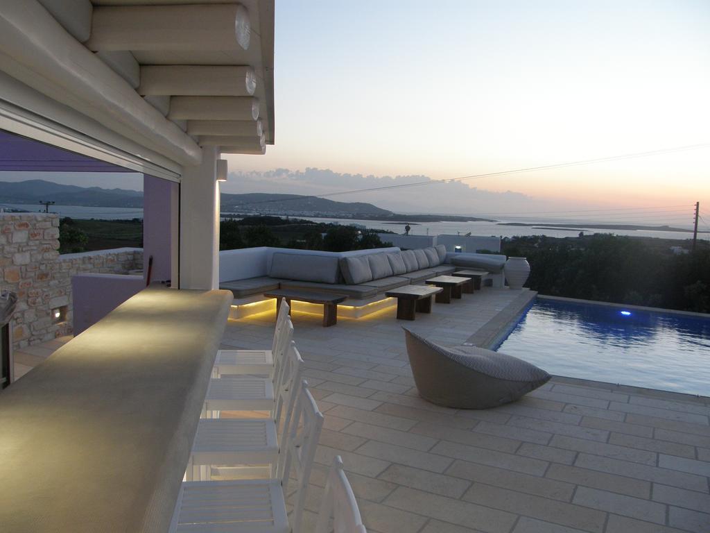 Anna Platanou Suites Agia Irini  ภายนอก รูปภาพ