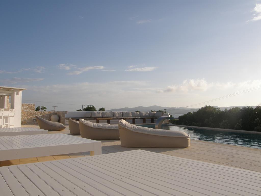 Anna Platanou Suites Agia Irini  ภายนอก รูปภาพ